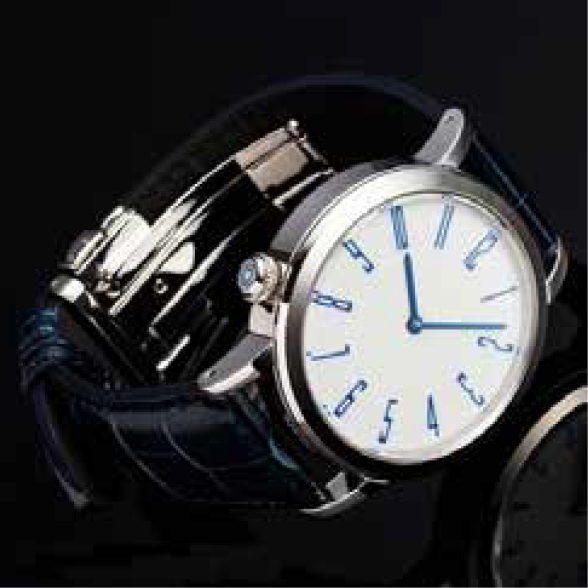 SPQR×有田焼文字盤とりゅうず×手巻付き自動巻の集大成モデル